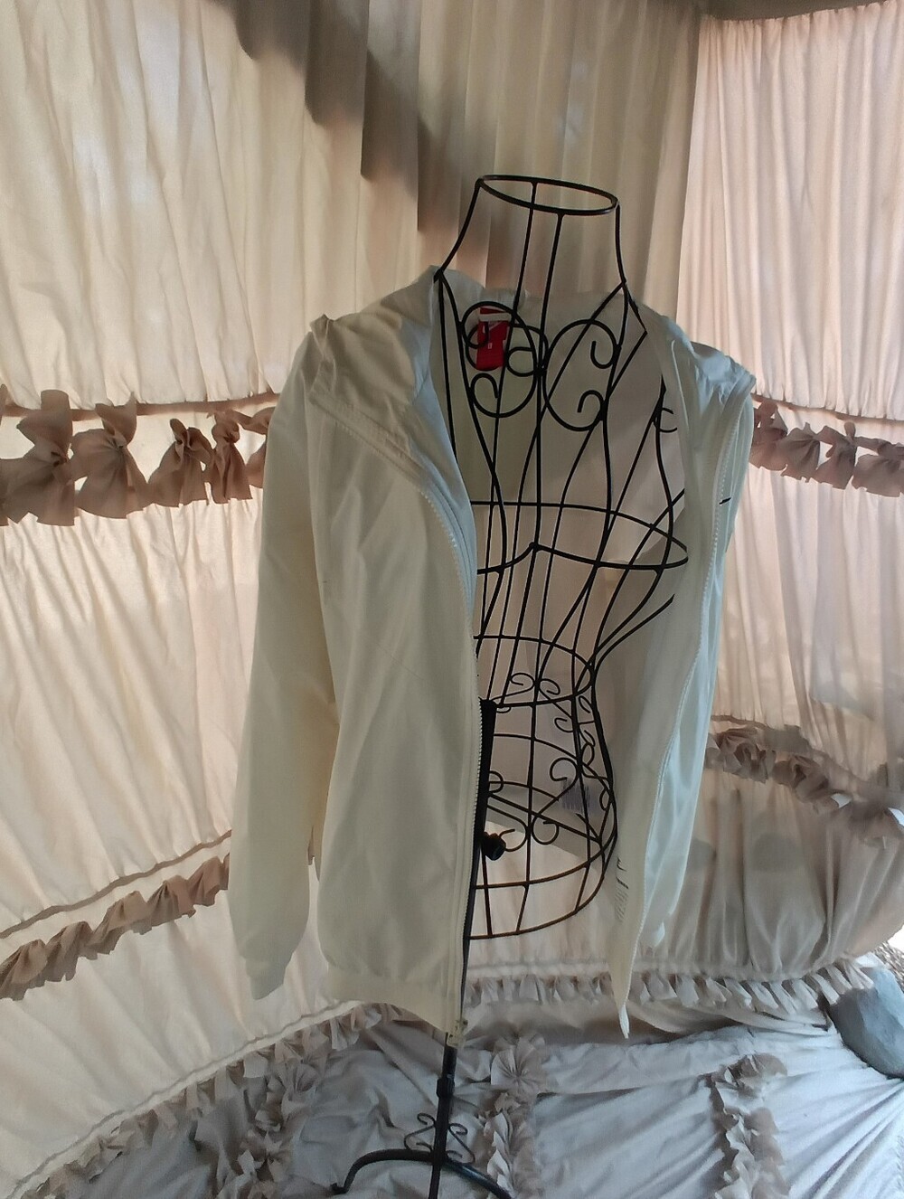 Women's Size Large Nike White Full-Zip Hooded Bomber Jacket with Black Logo - Picture 6 of 10